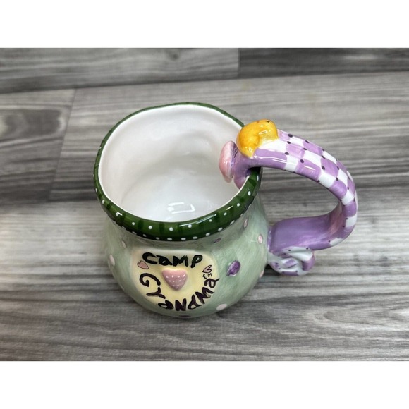 2003 Jessica Breedlove Designs Grandma FAMOUS HUGS & COOKIES 14oz Coffee Mug Cup - Picture 3 of 16